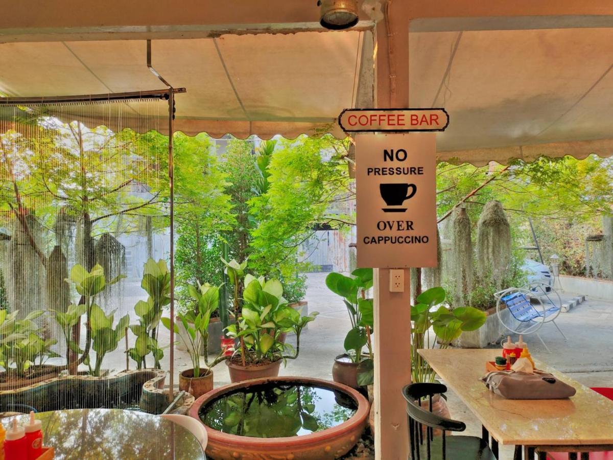 Qoo Hotel Buriram Exterior foto