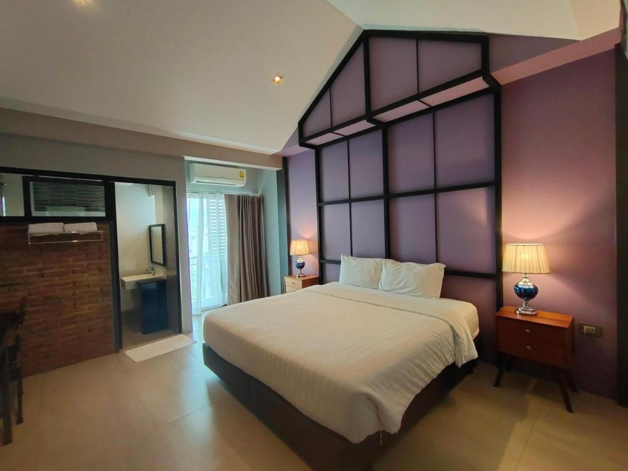 Qoo Hotel Buriram Exterior foto