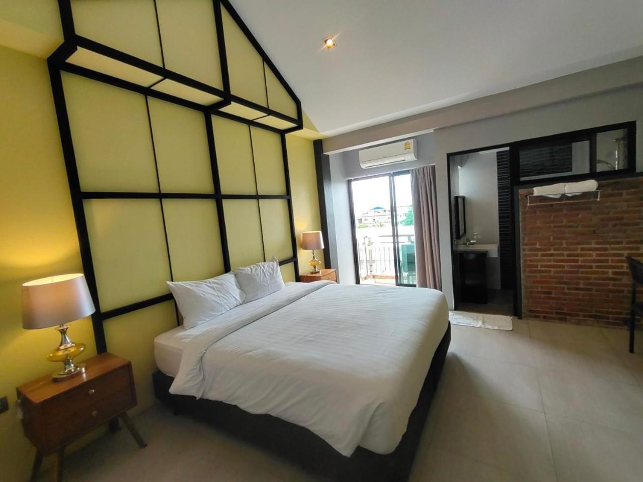 Qoo Hotel Buriram Exterior foto